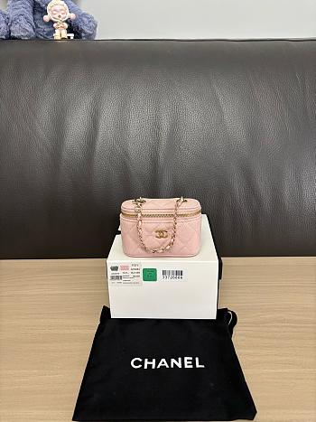 Chanel Mini Vanity Case with Chain in light pink quilted caviar leather 11cm