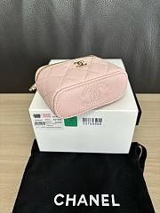 Chanel Mini Vanity Case with Chain in light pink quilted caviar leather 11cm - 5