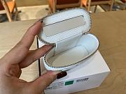 Chanel Mini Vanity Case with Chain in white quilted caviar leather 11cm - 3