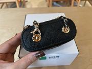 Chanel Mini Vanity Case with Chain in black quilted caviar leather 11cm - 6