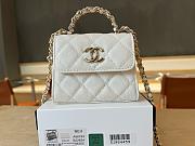 Chanel mini top pearl handle bag in white caviar leather 12cm - 4