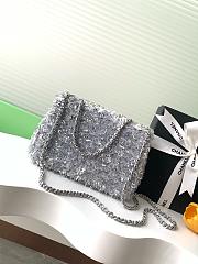 Chanel Flap with silver sequin calfskin Bag - 21x14x8cm - 6