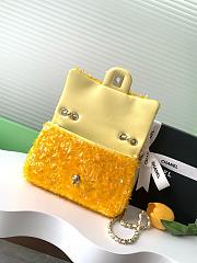 Chanel Flap with yellow sequin calfskin Bag - 21x14x8cm - 2