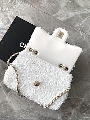 Chanel Flap with white sequin calfskin Bag - 21x14x8cm - 6