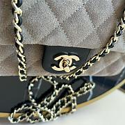Chanel 25 bag in grey suede with black leather trim - 20x12x7cm - 2