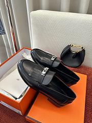 Hermès Destin loafers in black fringed calfskin with a Kelly buckle - 6