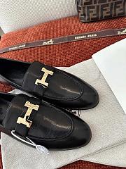 Hermès Paris loafers in black goatskin leather with a gold-plated H buckle - 6