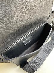 Louis Vuitton Aerogram Takeoff Sling bag in black - 30x16x3cm - 5