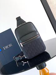 Dior Rider 2.0 Sling Bag in Black - 26x17x8cm - 1