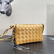 Bottega Veneta Mini Loop camera bag in camel-colored - 17x10x6cm - 2