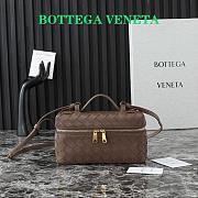 Bottega Veneta Bang Bang mini intrecciato leather vanity case in brown - 22x12.5x5cm - 1