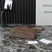 Bottega Veneta Bang Bang mini intrecciato leather vanity case in brown - 22x12.5x5cm - 4