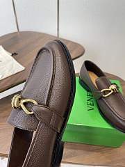 Bottega Veneta loafer in Fondant - 2