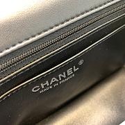 Chanel classic flap bag pure black 20x13x9cm - 4