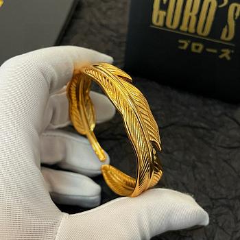 Goro's Bracelet Outlet: Goro Takahashi Feather Bracelet