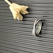 DY CROSSOVER® BAND RING Platinum with Diamonds, 5.2mm - 4
