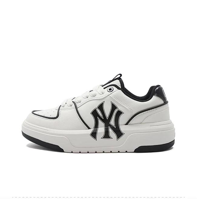 MLB Chunky Liner Classic Monogram New York Yankees Off-White - 1