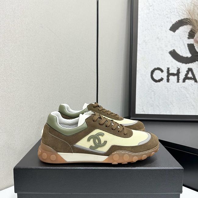 CHANEL Trainers in Mixed Fibers, Suede Calfskin & Calfskin 003 - 1