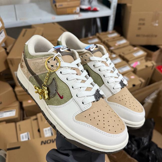 Snickers Dunk Lowe Nike Basketball Pegasus Pack - Linen Phantom - 1