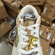 Snickers Dunk Lowe Nike Basketball Pegasus Pack - Linen Phantom - 2