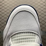 Air Jordan 4 Retro  - 3