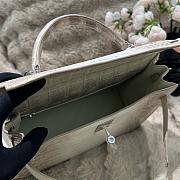 Hermès White Matte Niloticus Crocodile Himalaya Kelly  Retourne 18K White Gold and Diamond Hardware 32cm - 4