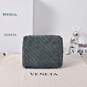 Bottega Veneta  Nappa Intrecciato Small Parachute Shoulder Bag Black 21x17x16.5cm - 3