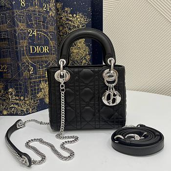 Mini Lady Dior Handbag Black Cannage-patterned lambskin 17x7x15cm