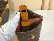 Louis Vuitton Envelope Pouch 12.5x18x8.5 - 5
